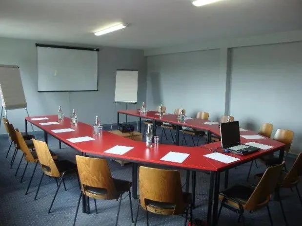Cozy Hotel Logis Morlaix Plouigneau