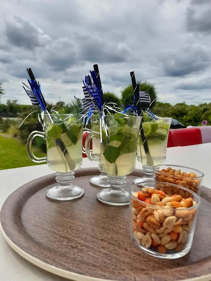 Cozy Hotel Logis Morlaix Plouigneau