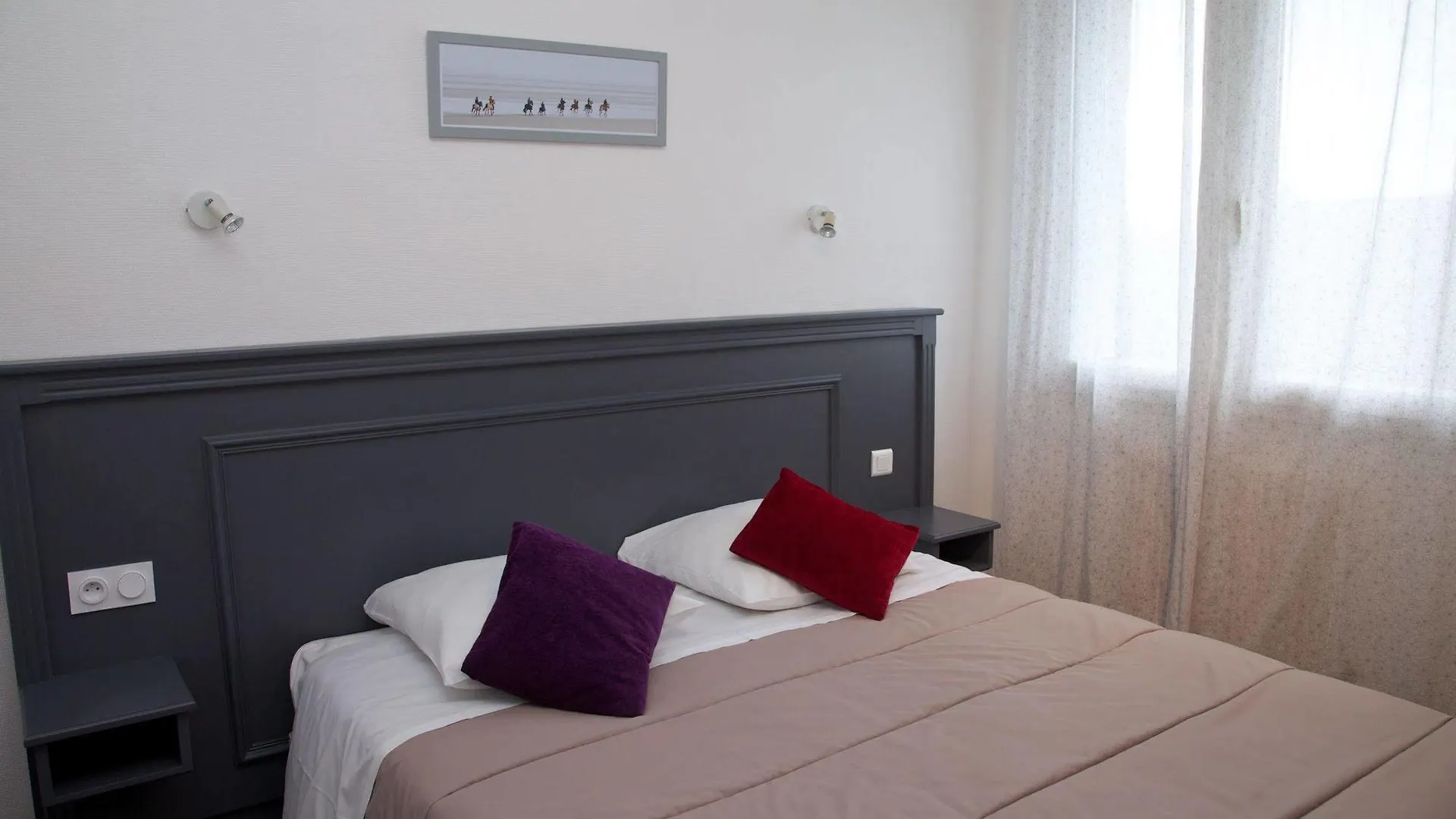 Cozy Hotel Logis Morlaix Plouigneau 3*,  France
