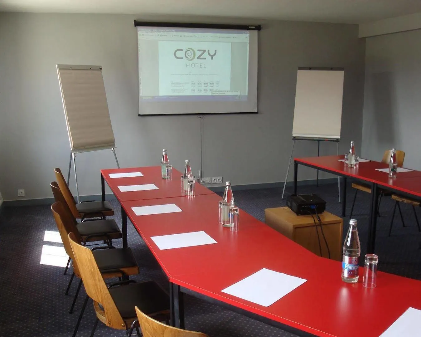 Cozy Hotel Logis Morlaix Plouigneau
